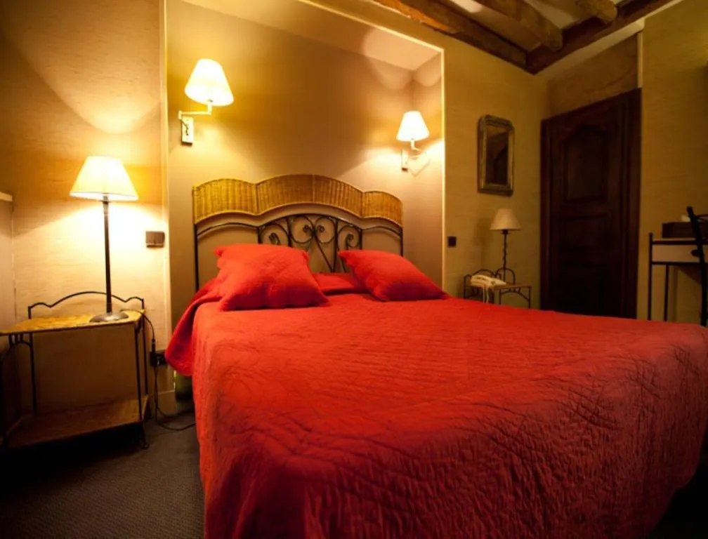 Hotel De La Tulipe باريس