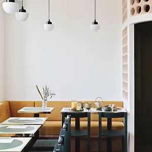 Hotel Orphée, Parigi