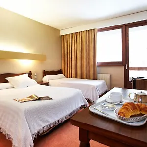De Paris 2*, Bagnères-de-Luchon France